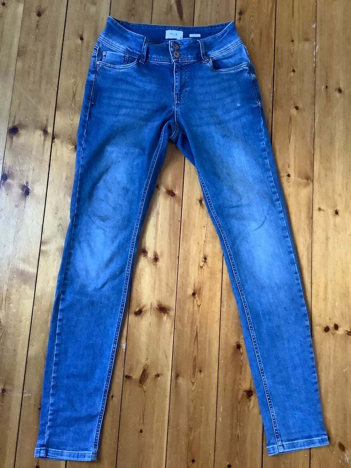 Jeans, Pulz, str. 29