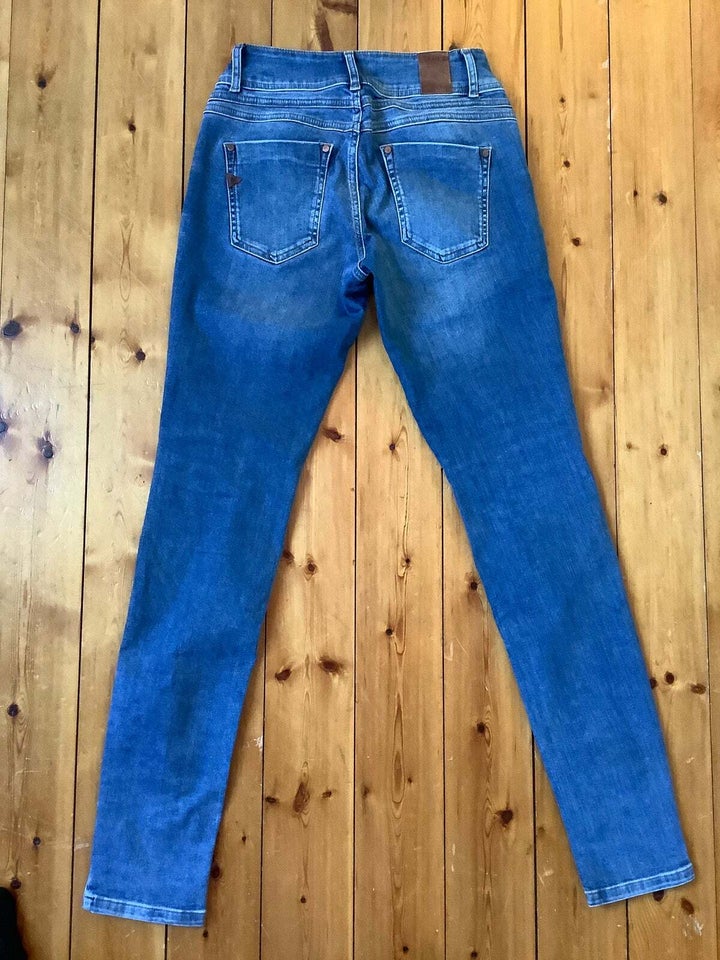 Jeans, Pulz, str. 29