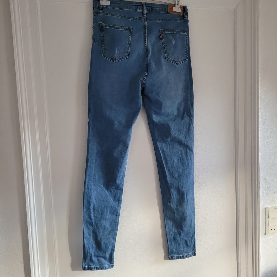 Jeans, Levis, str. 27