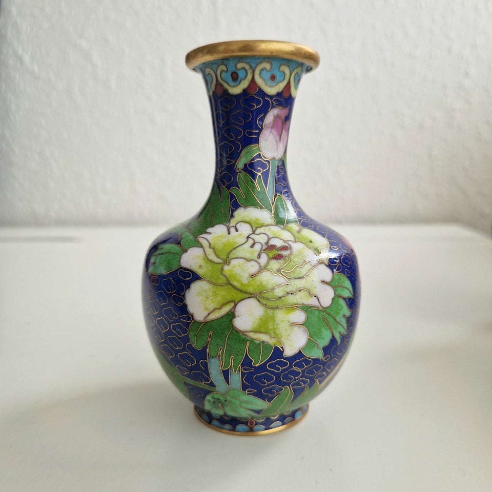 Cloisonne vase