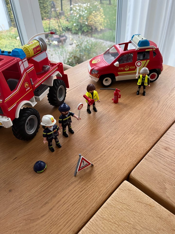 Brandbiler og sørøvere , Playmobil