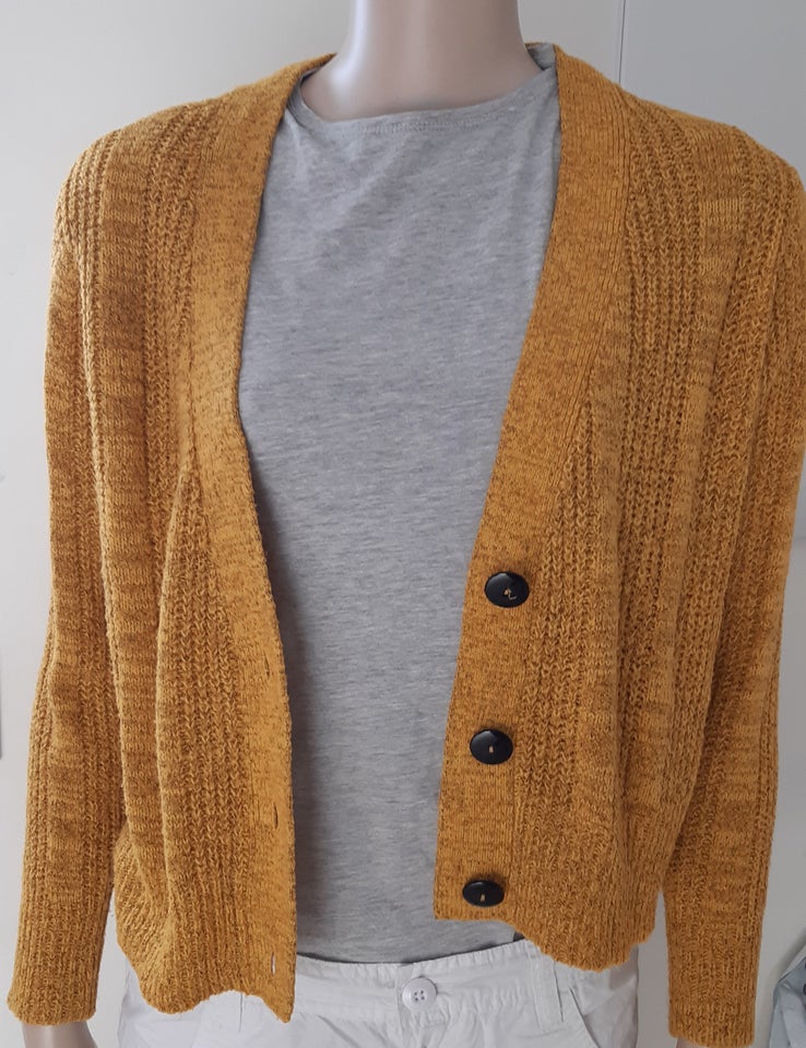 Cardigan, Jaqueline de Yong, str.