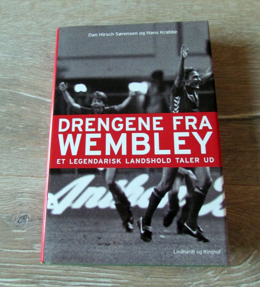 DRENGENE FRA WEMBLEY, Dan Hirsch