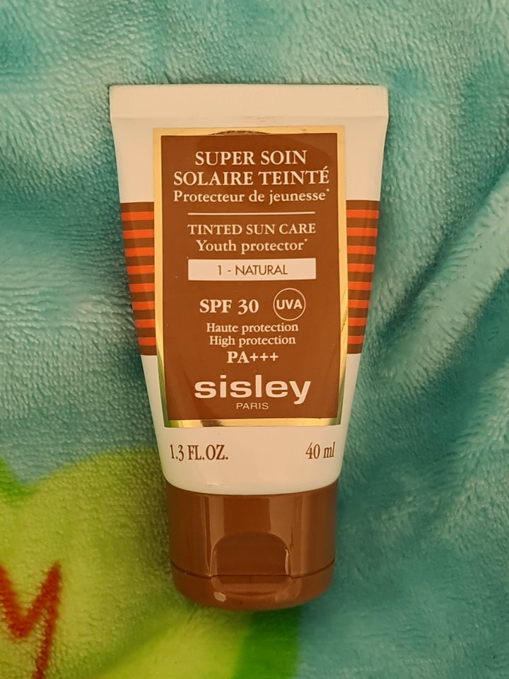 Makeup, Super Soin Solaire Teinté 1