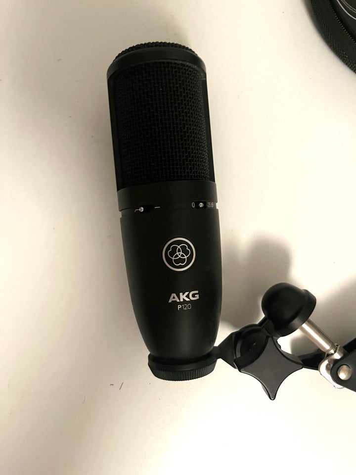 Mikrofon AKG P120