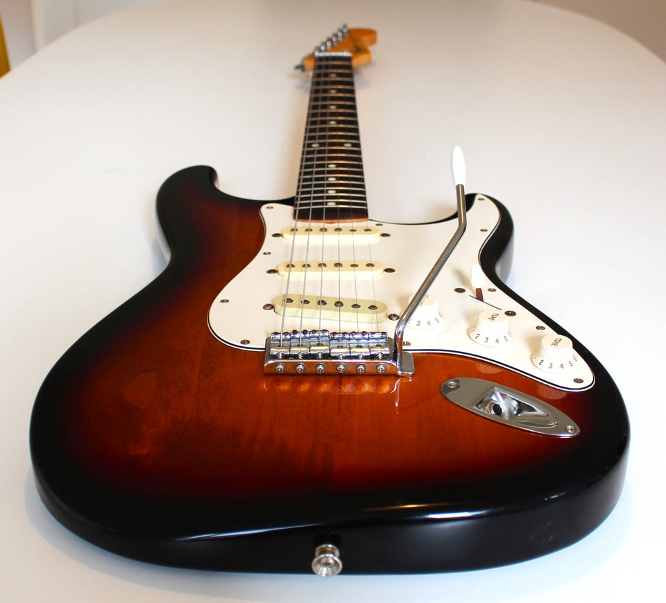 Elguitar, Fender (Jpn)