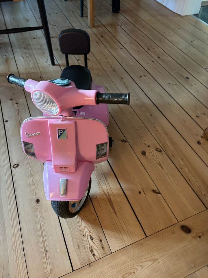 Vespa scooter, Vespa