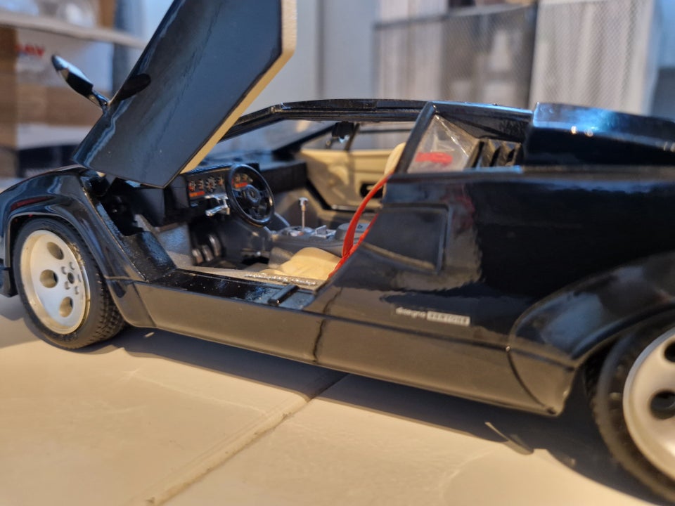 Modelbil, Bburago Lamborghini