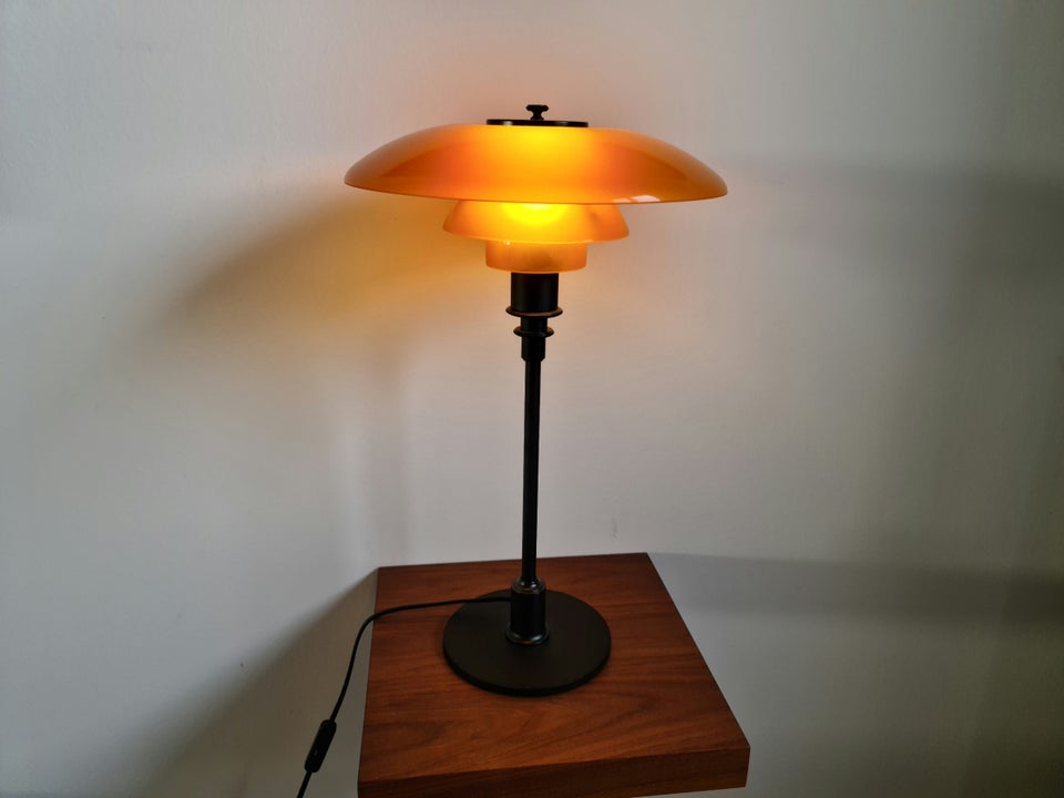 Anden bordlampe, MINDSTEPRIS ER