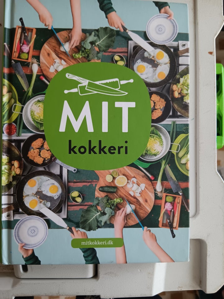 Mit kokkeri, Mit kokkeri