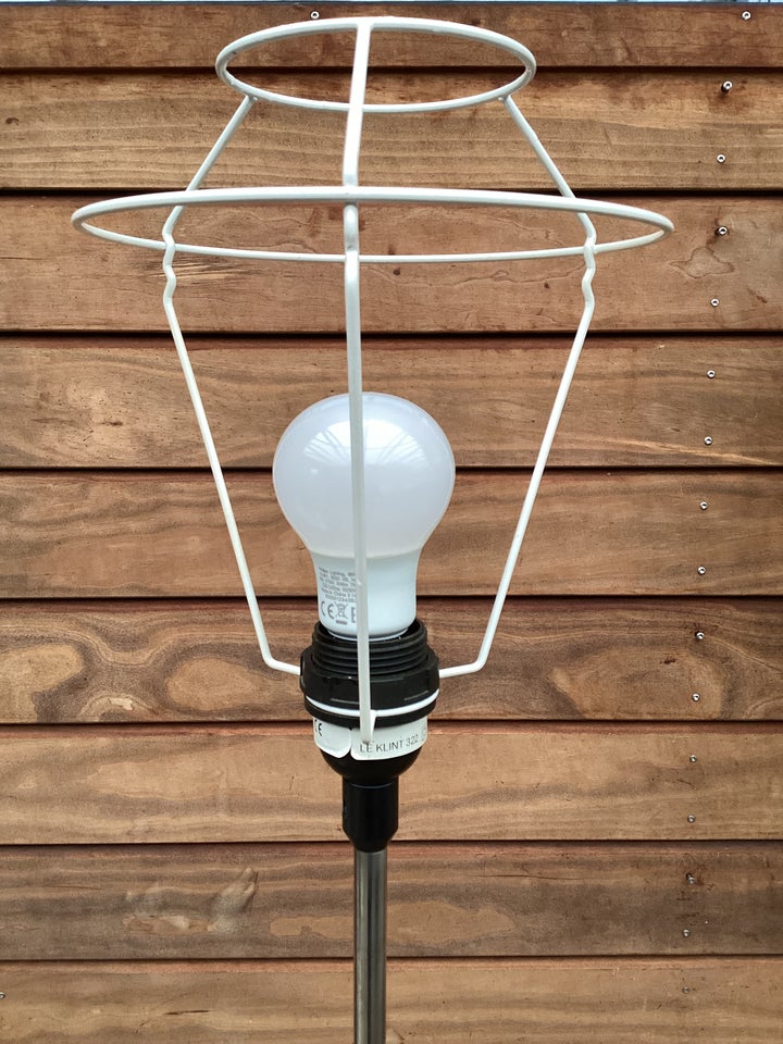 Le Klint 322 gulvlampe