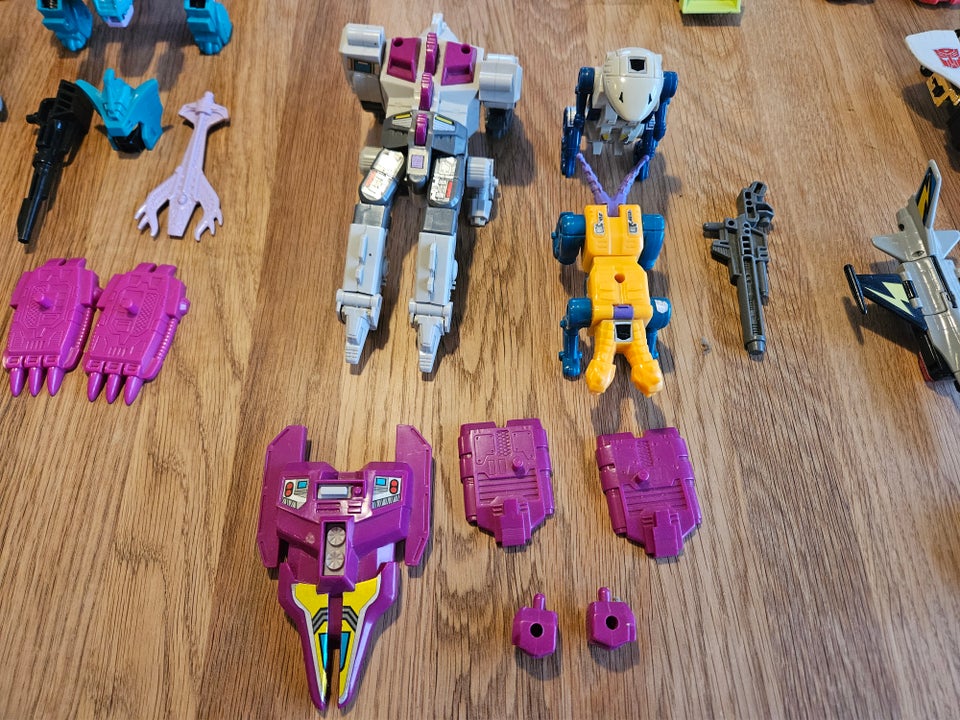 Transformers G1 Combiners, Hasbro