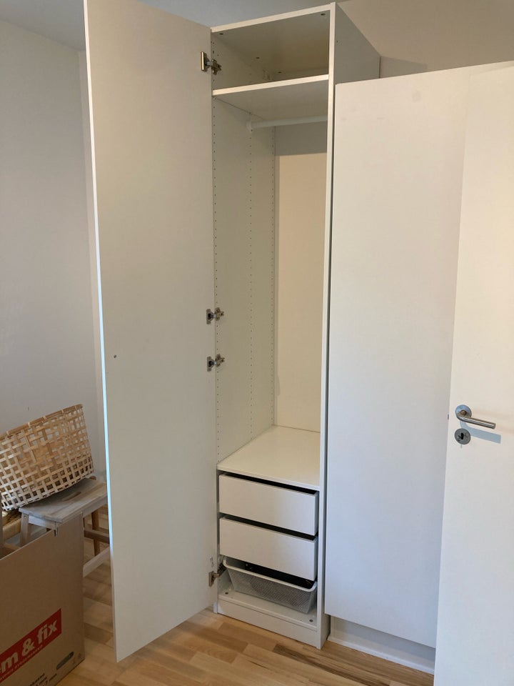 Højskab, IKEA, b: 50 d: 60 h: 236