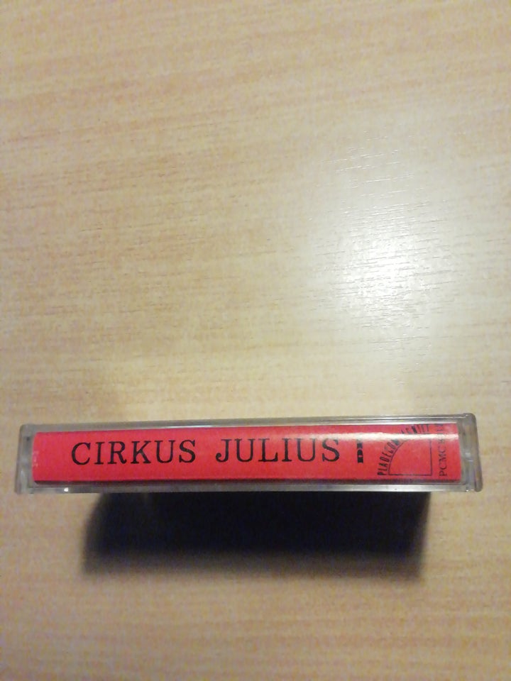 Bånd, Julekalender, Cirkus Julius