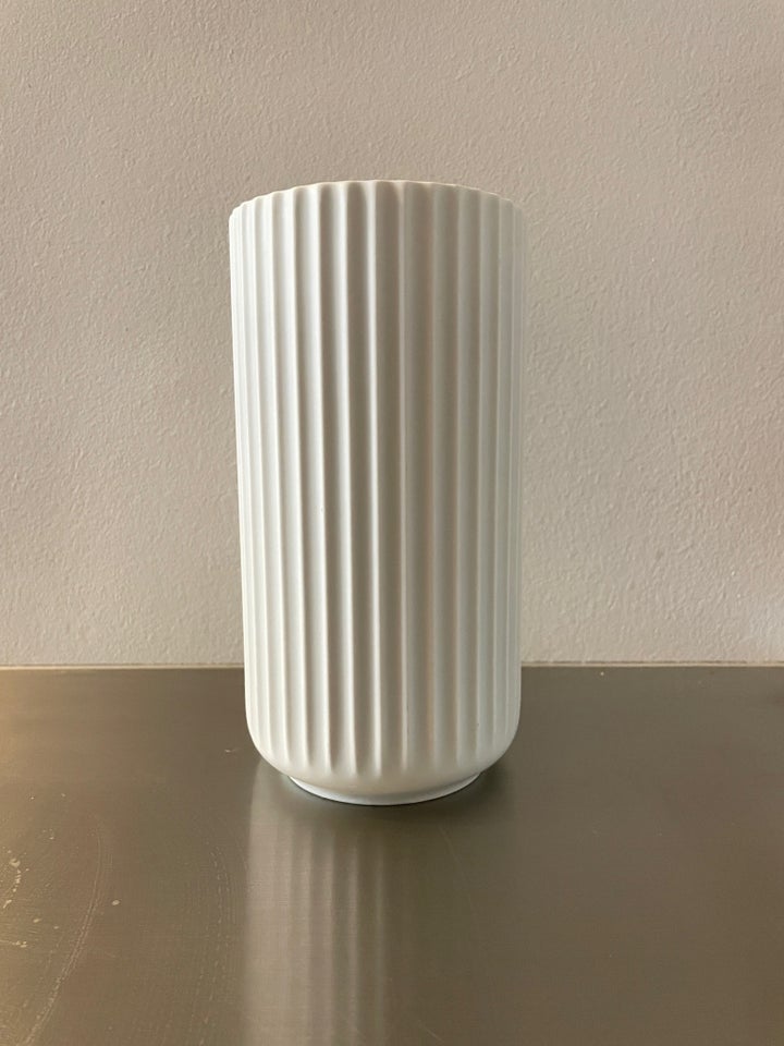 Porcelæn, Vase, Lyngby vasen - den