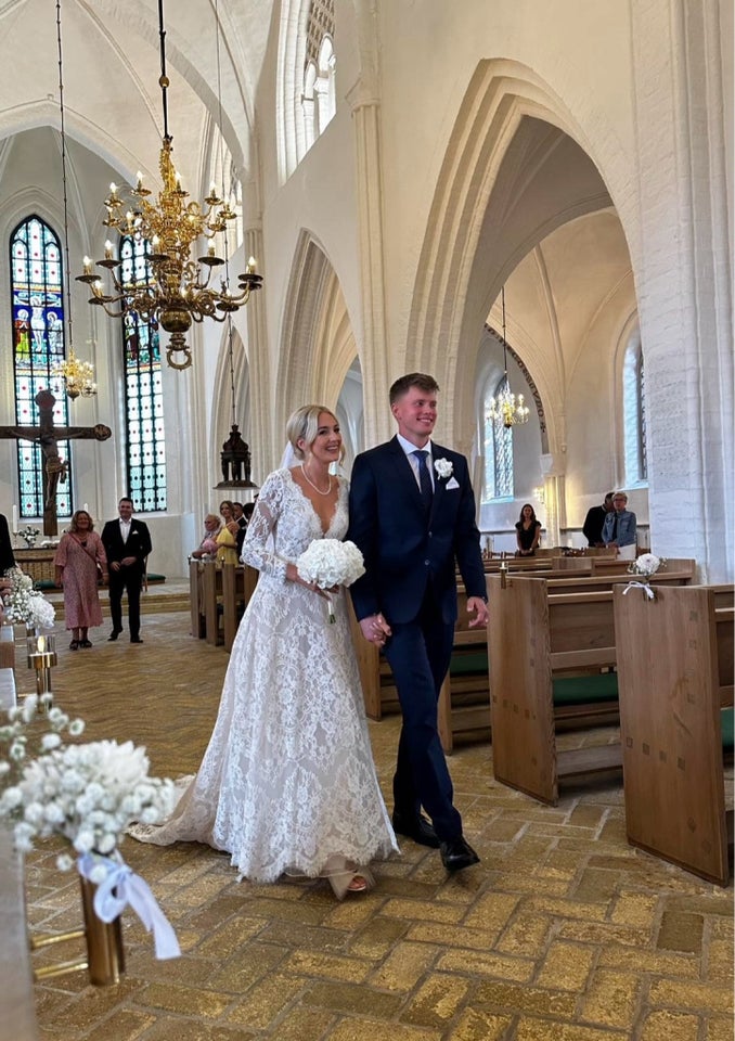 Brudekjole Pronovias str 36