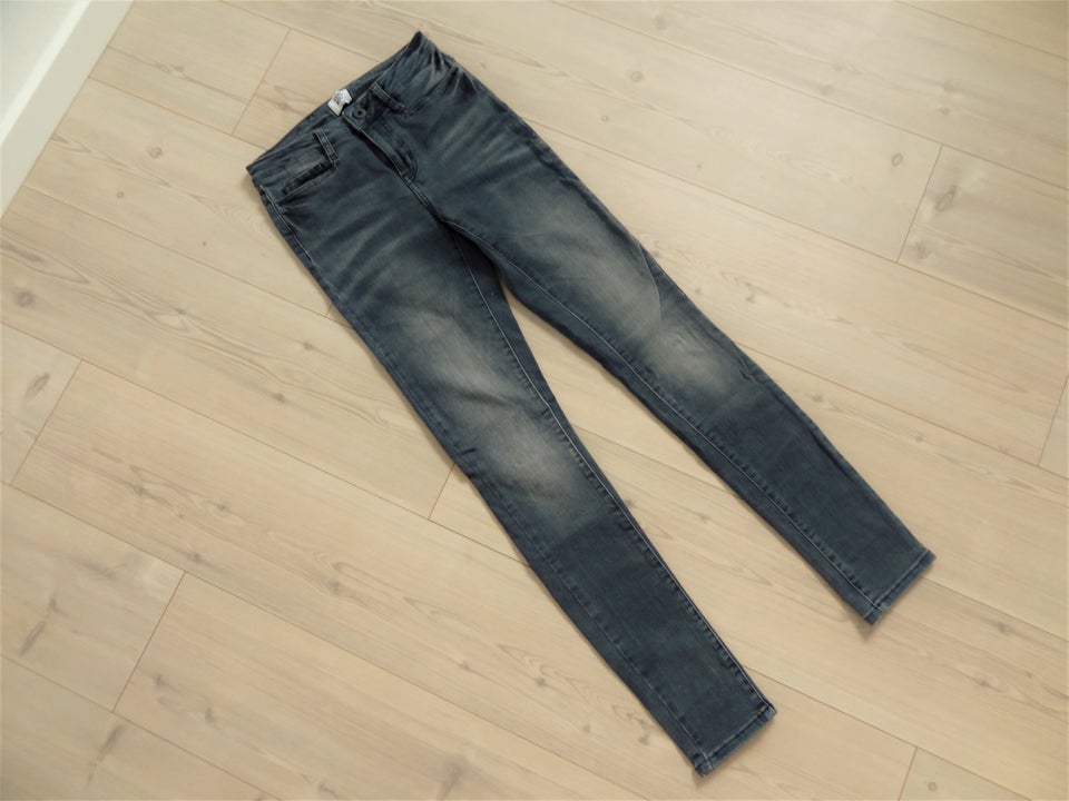 Jeans, Vero Moda, str. 34