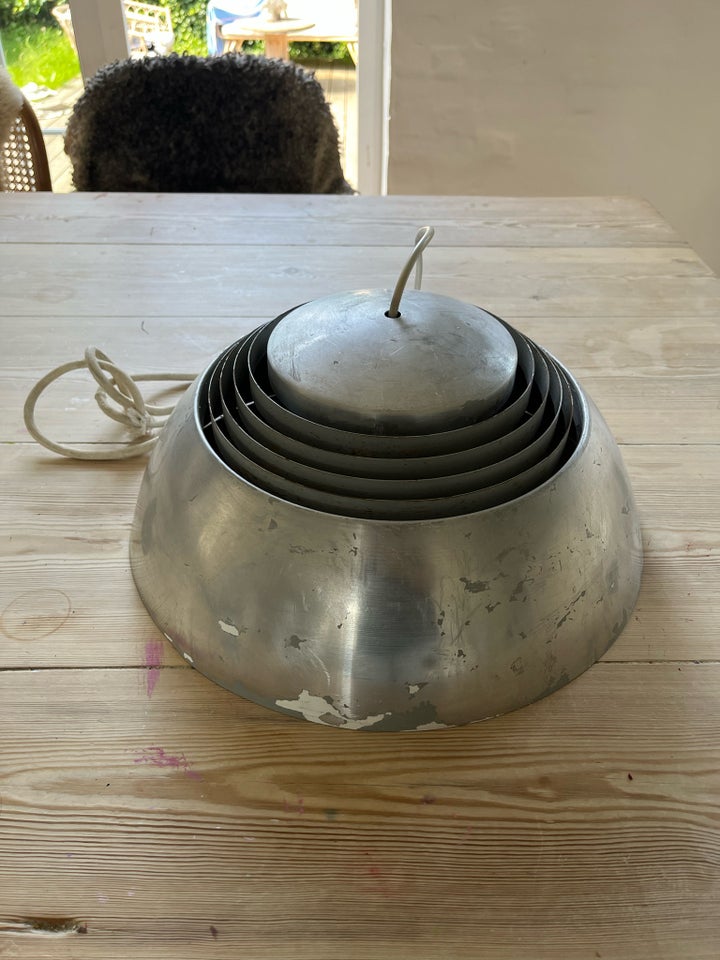 Arne Jacobsen Pendel Loftslampe