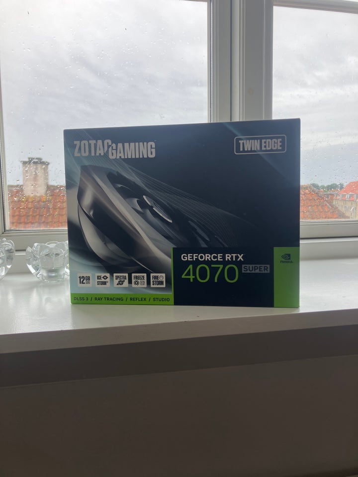 GeForce RTX 4070 Super NVIDIA 12 GB