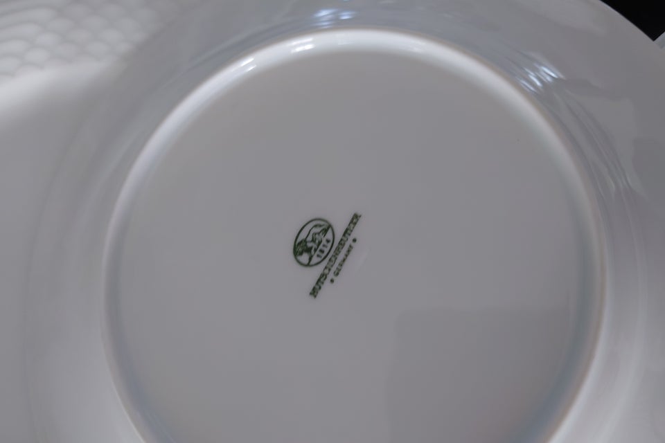 Porcelæn, 8 frokosttallerkener