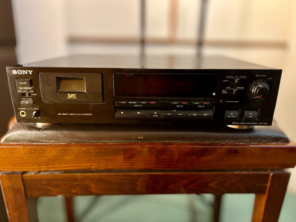 Dat-recorder, Sony, DTC-690