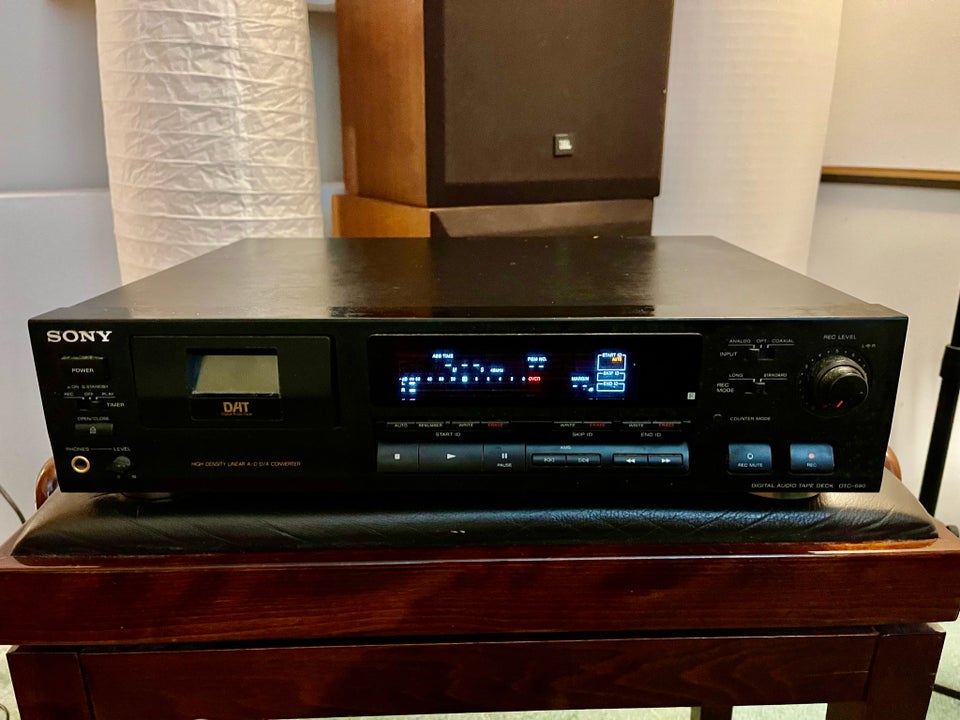 Dat-recorder, Sony, DTC-690