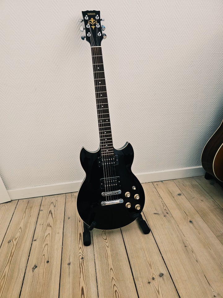 Elguitar, Yamaha SG 500B