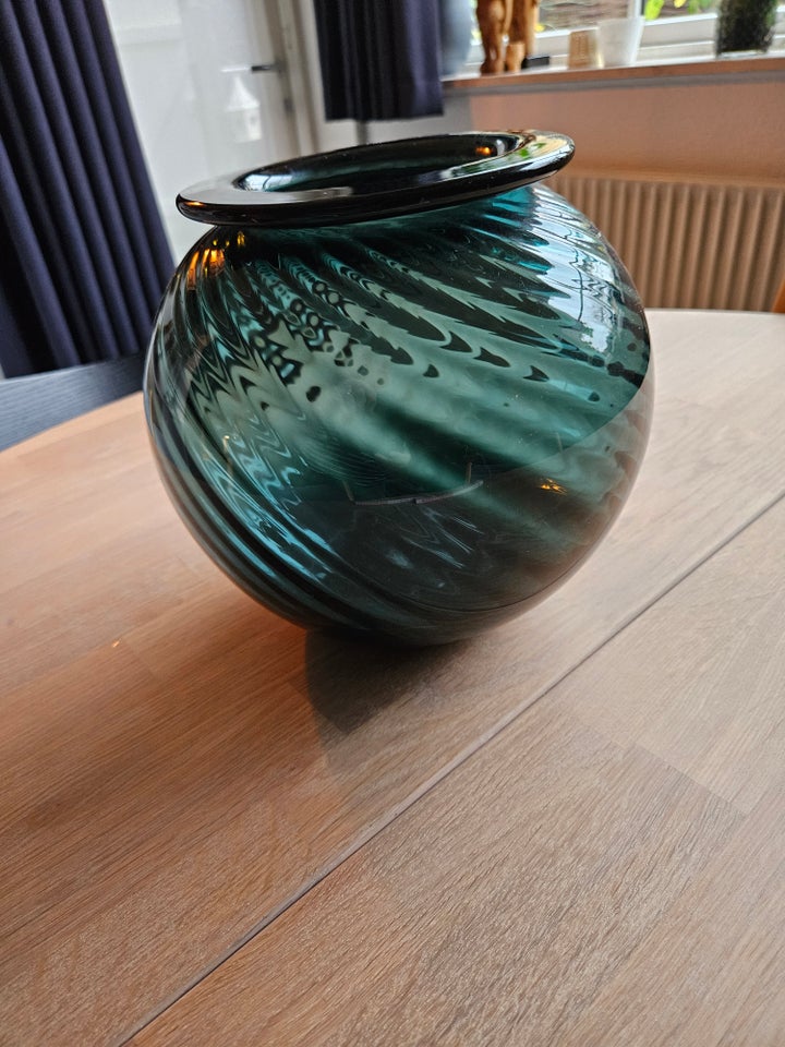 Vase, Vase