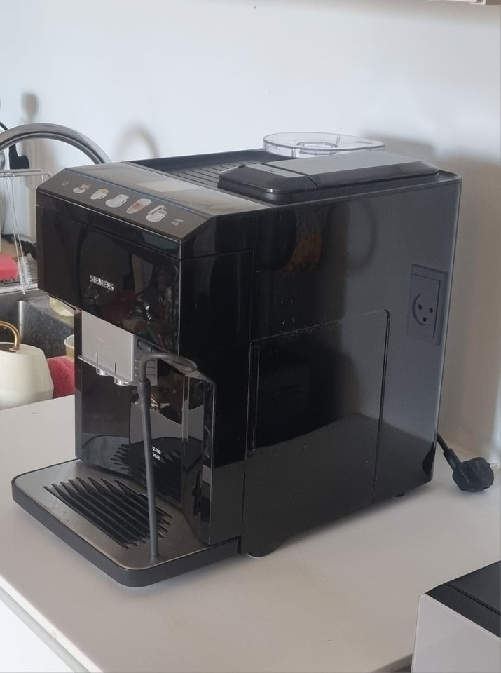 Fuldautomatisk espressomaskine 