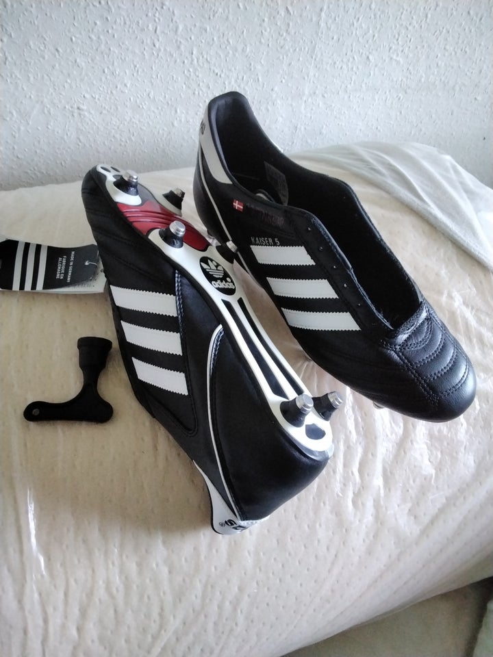 Fodbold Addidas Kaiser 5