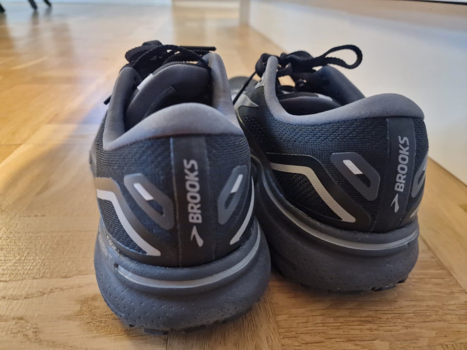 Løbesko, Brooks, Ghost 15 GTX