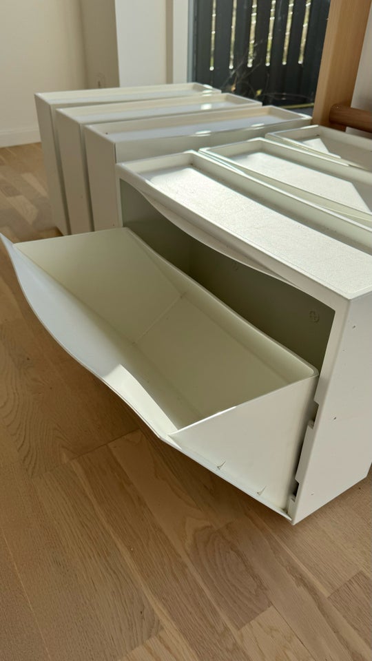 Ikea skoskab