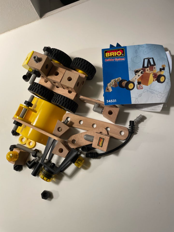 BRIO builder system