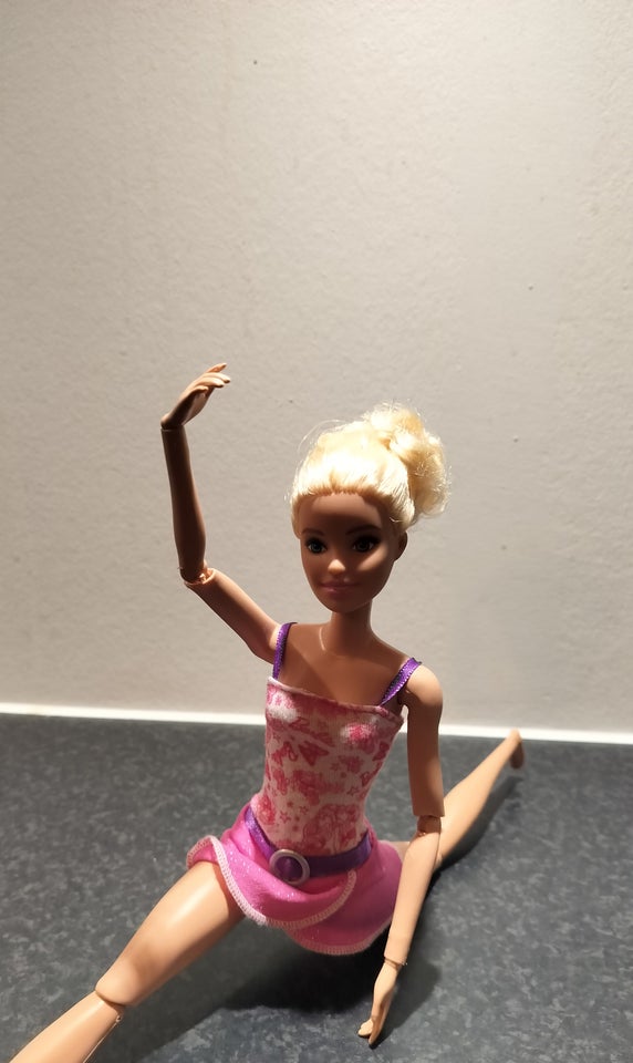 Barbie, Made to move