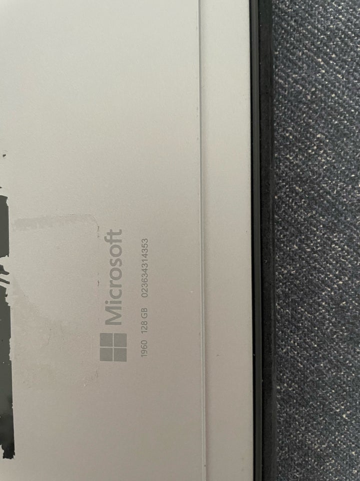 Microsoft Surface Pro 240 GHz 8