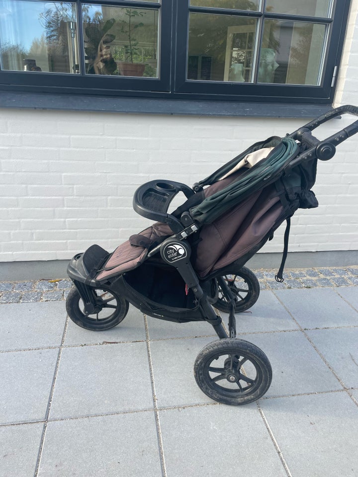 Kombivogn, Baby Jogger City Elite