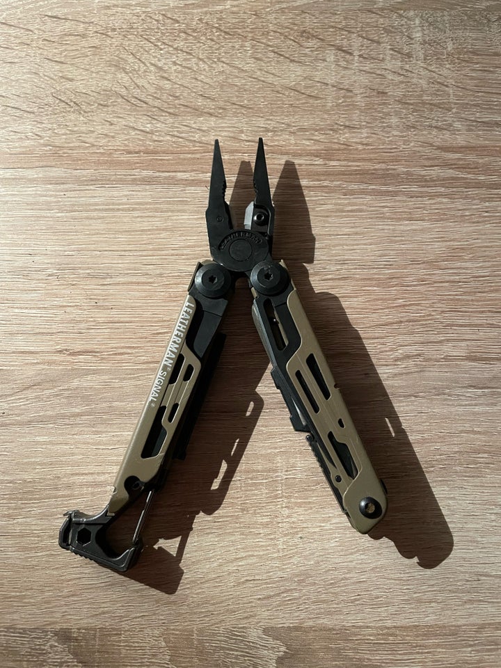 Multitool, Leatherman