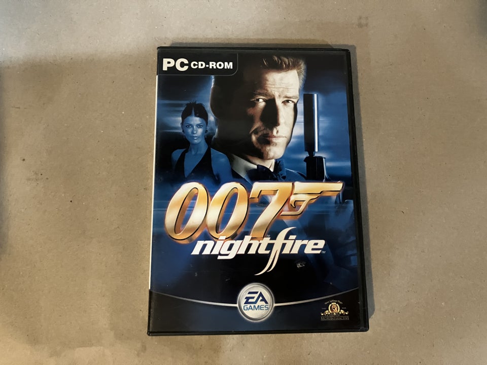 James Bond 007: NightFire, action