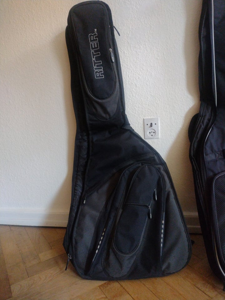 Gigbag bas taske, Ritter