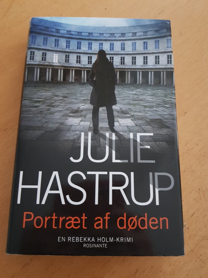 Portræt af døden, Julie Hastrup,