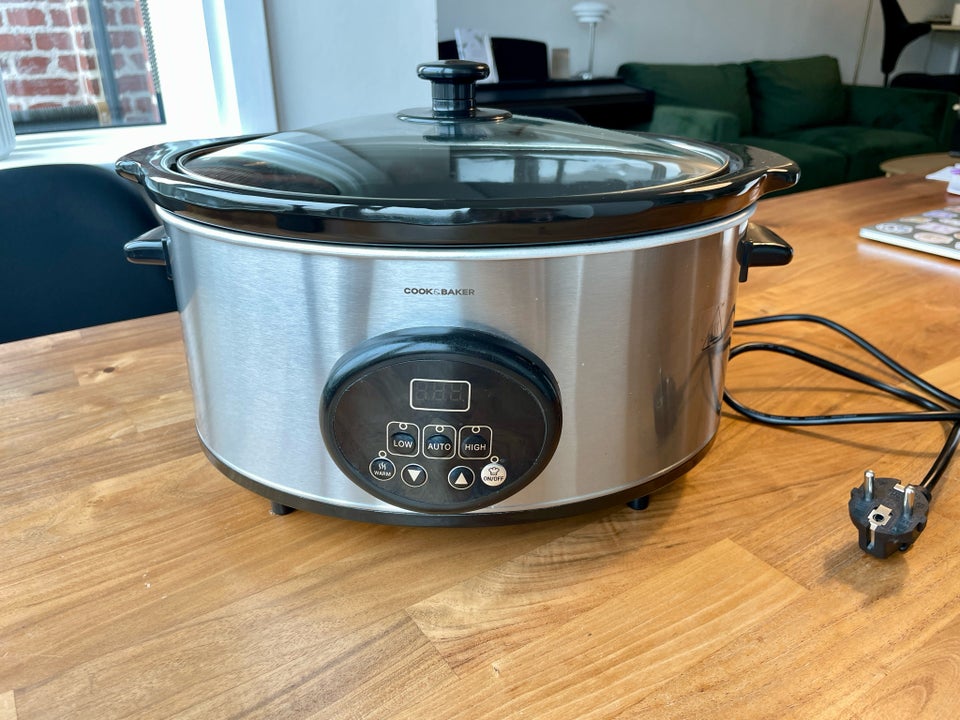 Slow Cooker Cook  Baker