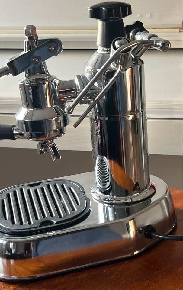 La Pavoni Europiccola, La Pavoni