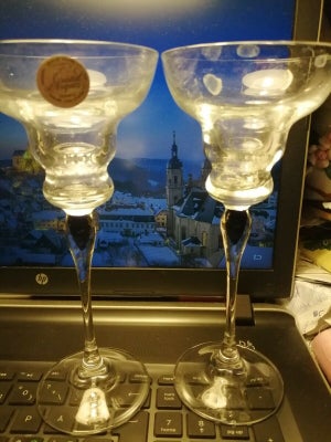 Glas lysestager til forskellige