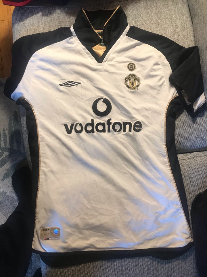 Fodboldtrøje, Umbro, Manchester