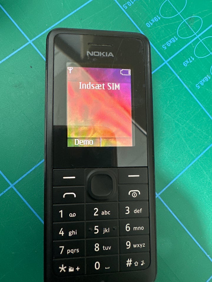 Nokia 106.1, God