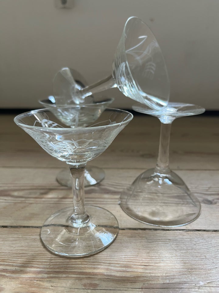 Glas, Likørglas / likørskåle,