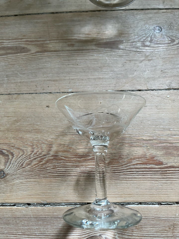 Glas, Likørglas / likørskåle,