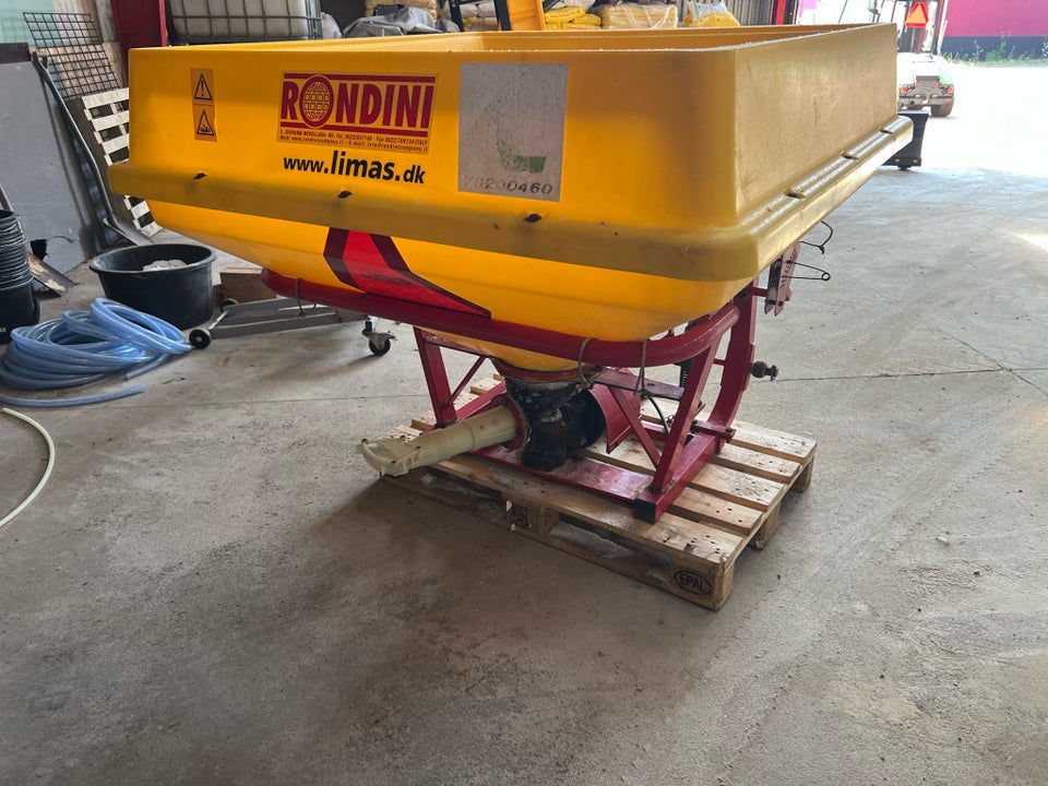 Saltspreder 1000 liter, Rondini