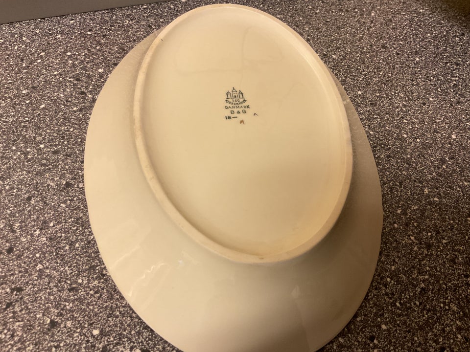 Porcelæn, Stor Creme Oval Fad med