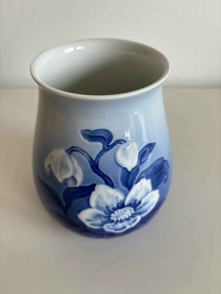 Porcelæn Vase 202 julerose